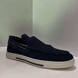 Reaction Kenneth Coles Size 8M Navy Blue